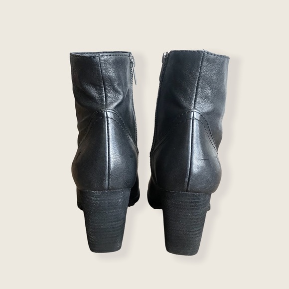 Frye Essa Black Leather Everyday Fall/Winter/Spring Classic Heeled Ankle Booties - Picture 14 of 16